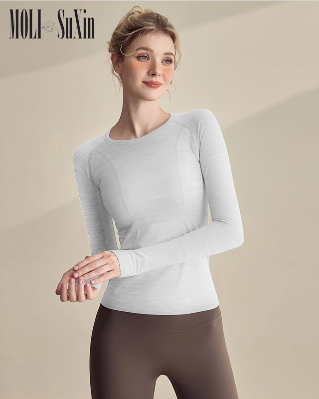 Light white gray long-sleeve yoga wear for women