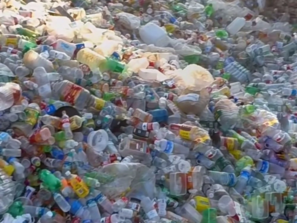 Tissus recyclés à partir de déchets plastiques