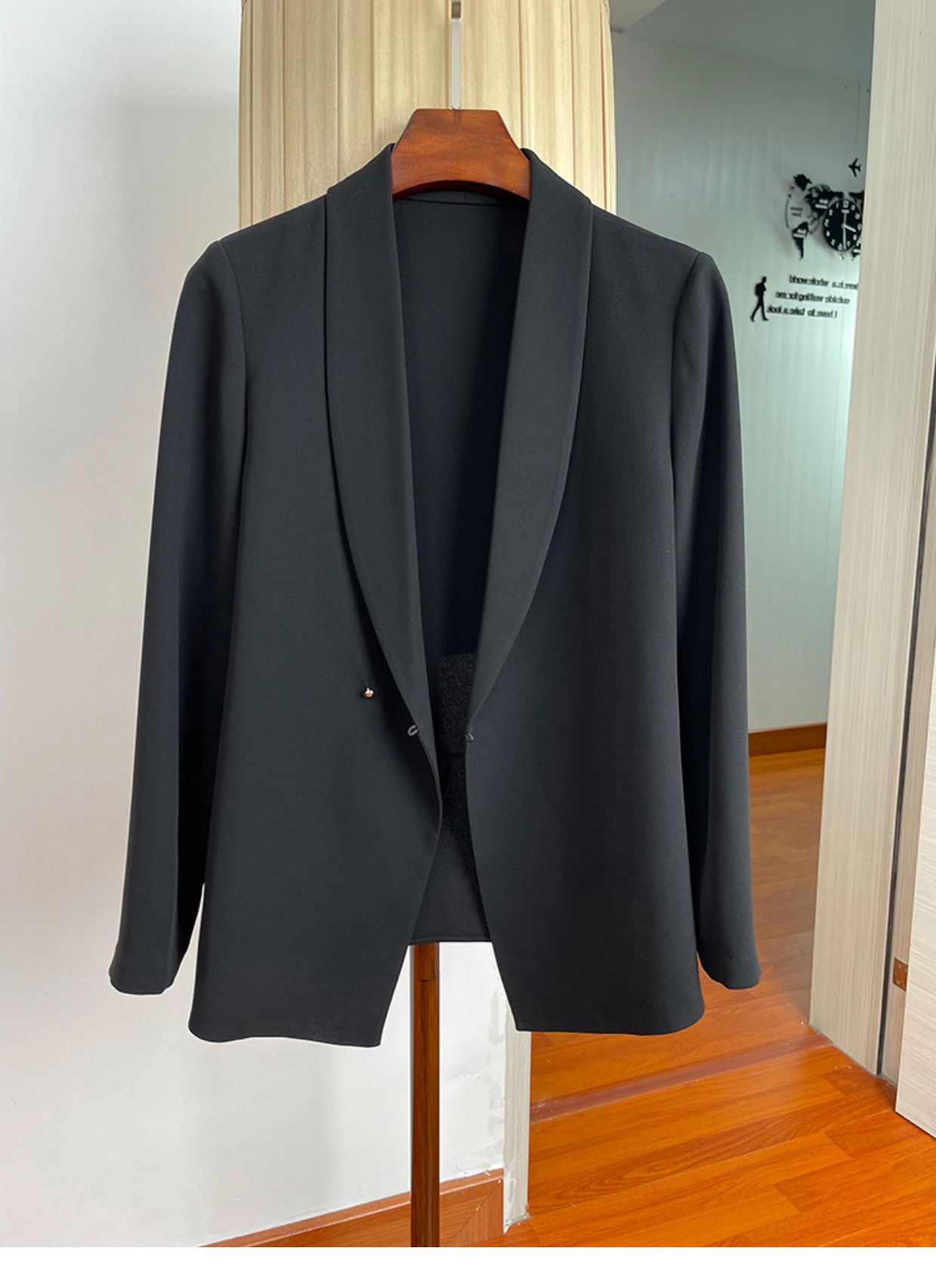 Tailored silk jacket by clothing manufacturers in China