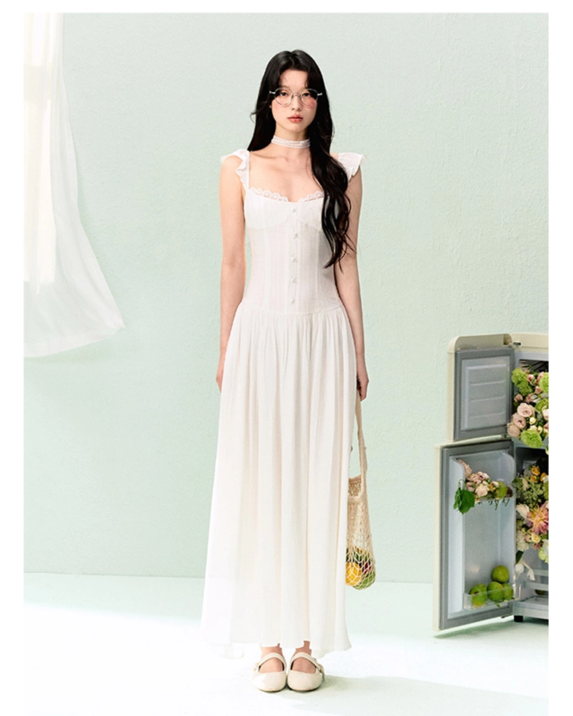 Fashion-forward dress manufacturer with a focus on trendsetting designs.