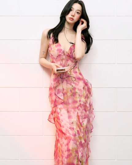 Vestido floral con volantes 2