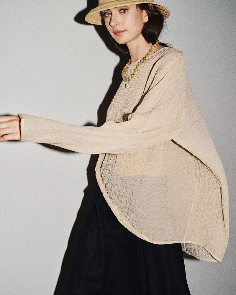 ODM silk blouse from a Chinese clothing manufacturer with fine curled hem