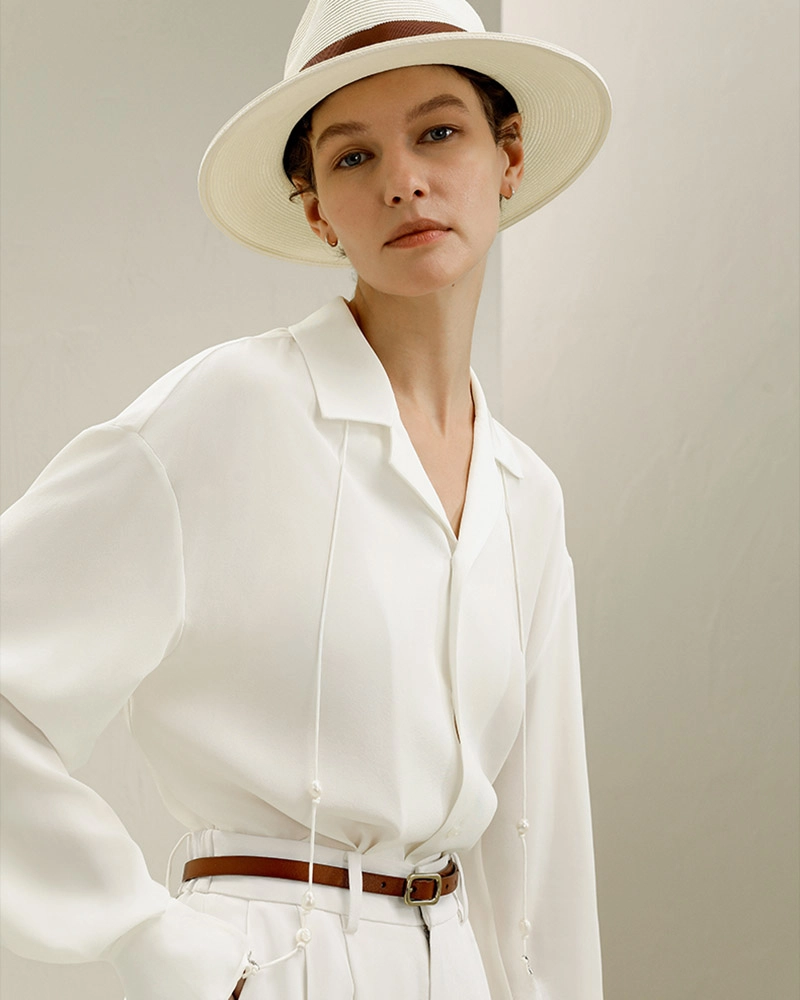 Bulk apparel packaging of silk shirts