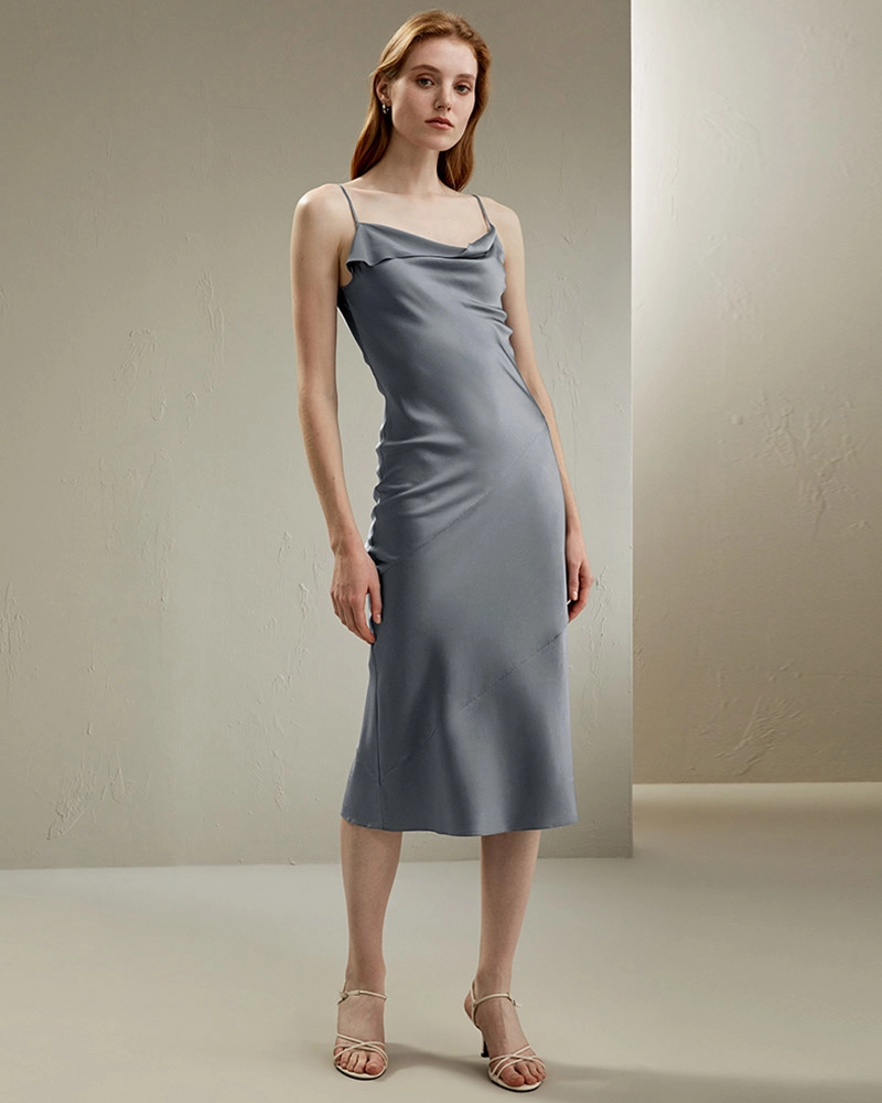 Shop premium Silk Slip Dresses from Dongguan Suxin, your reliable Fashion Clothing Exporter in China. Custom designs available.