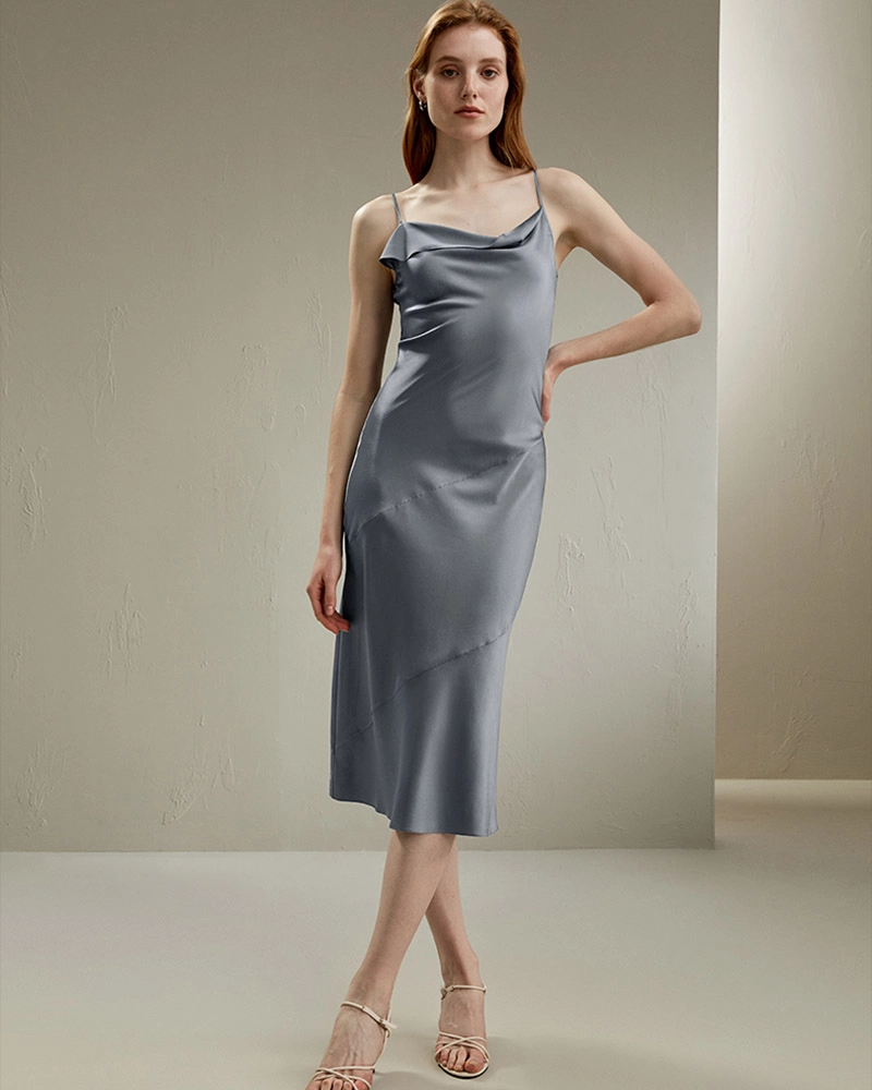 Discover luxury Silk Slip Dresses by Dongguan Suxin, an experienced Fashion Clothing Exporter from China. Tailored designs to suit your needs.