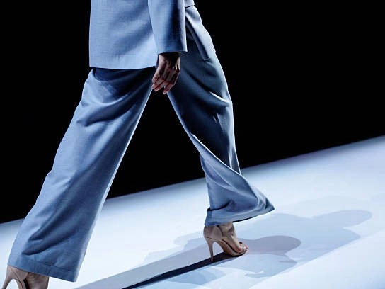 costumes en soie personnalisés